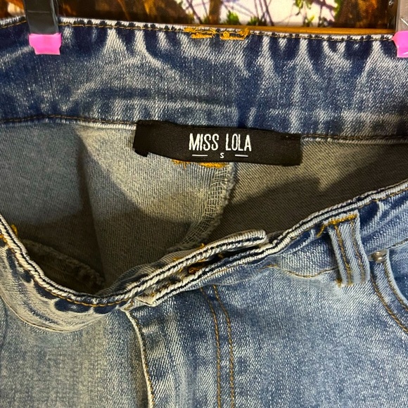 Cut-out Stocking Jeans by Miss Lola - Picture 8 of 9